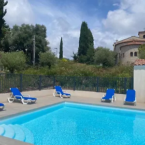 https://studio-jardinet-piscine-plage-300mtres.fr-provencehotel.com